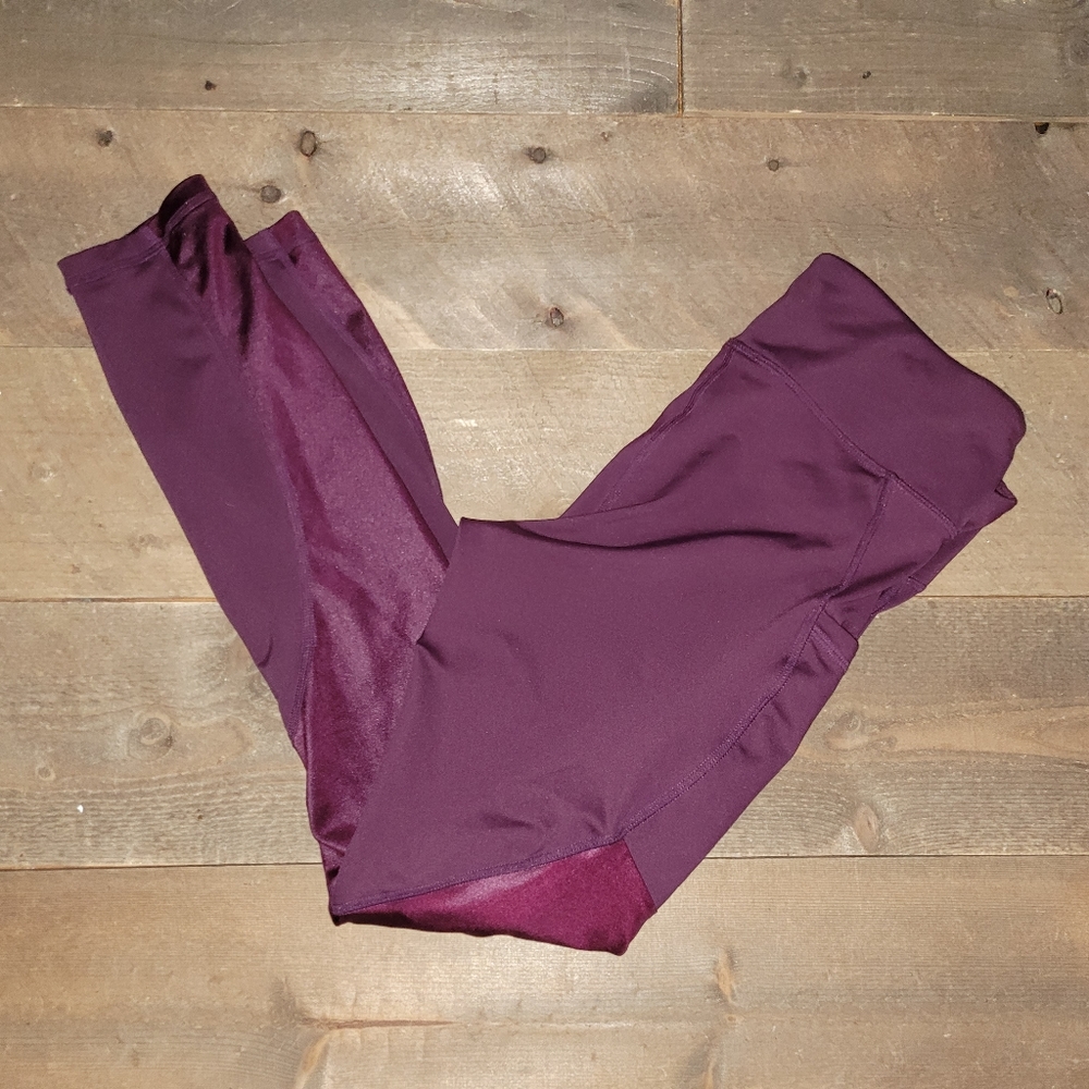 Fabletics Salar Statement Powerlite 7/8 - image 1